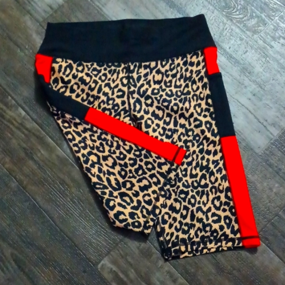 High-Waisted Leopard-Print Pocket Bike Short